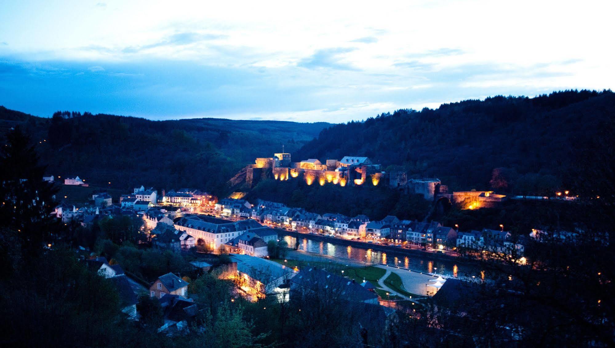 Auberge De Jeunesse De Bouillon Kültér fotó