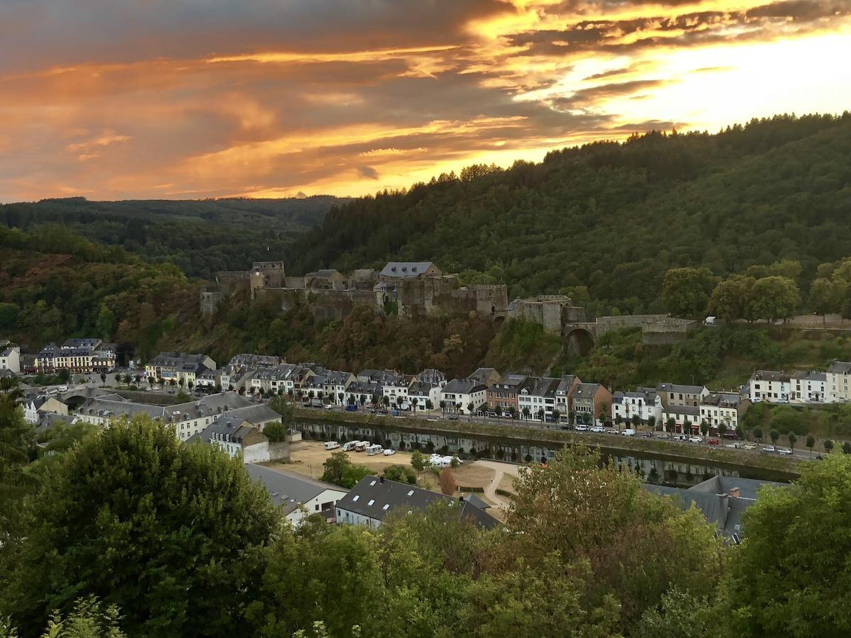 Auberge De Jeunesse De Bouillon Kültér fotó